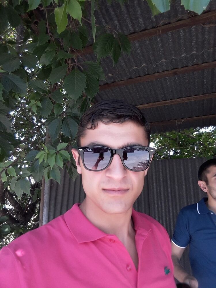  ,   Armarmarmarm, 31 ,   ,   , c 