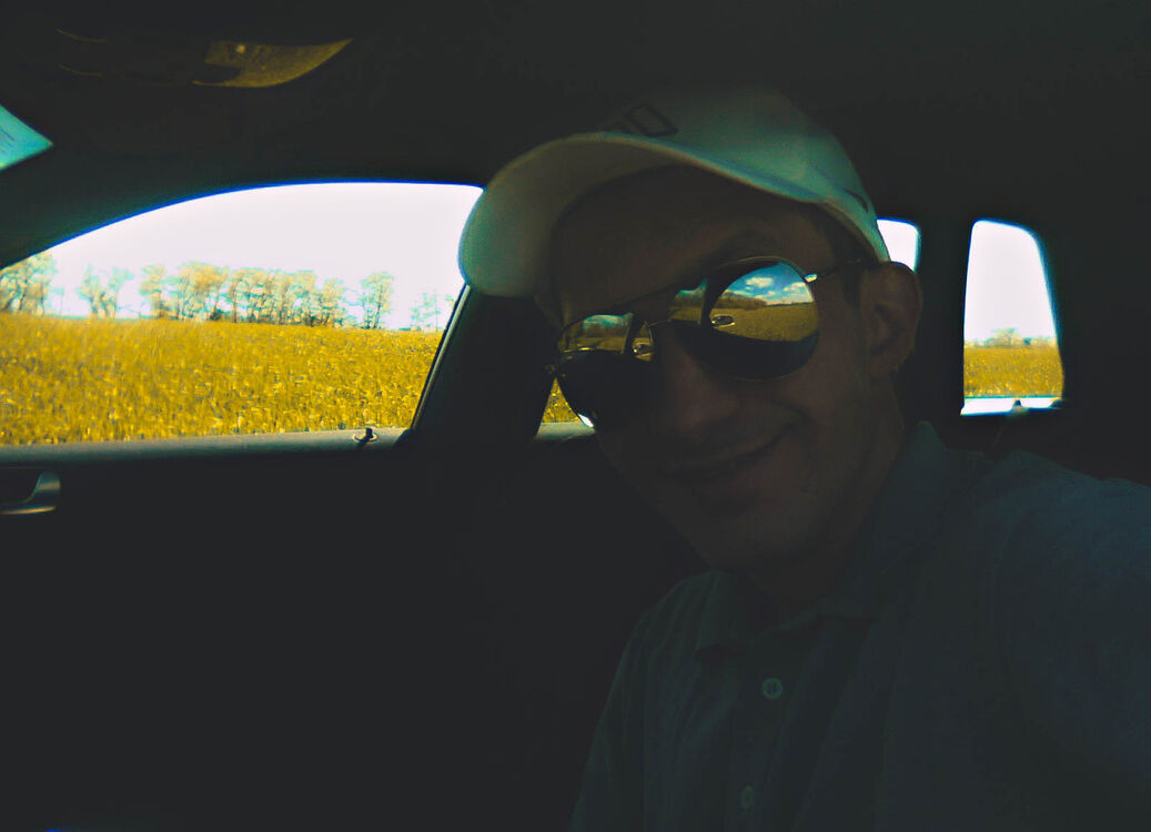  10842483  Arty, 40 ,    