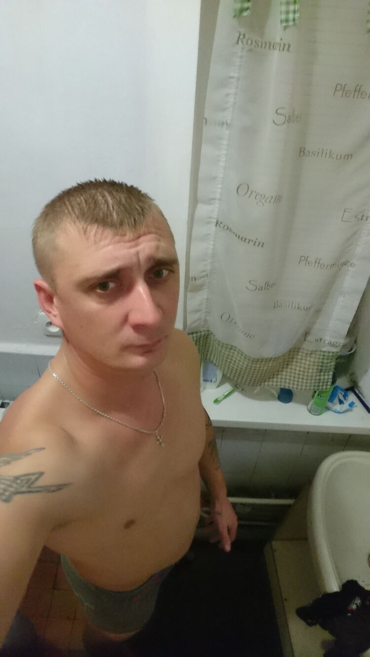  25254303  , 39 ,    