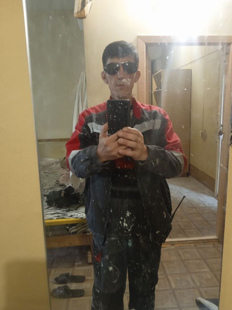  33100493  , 47 ,    -