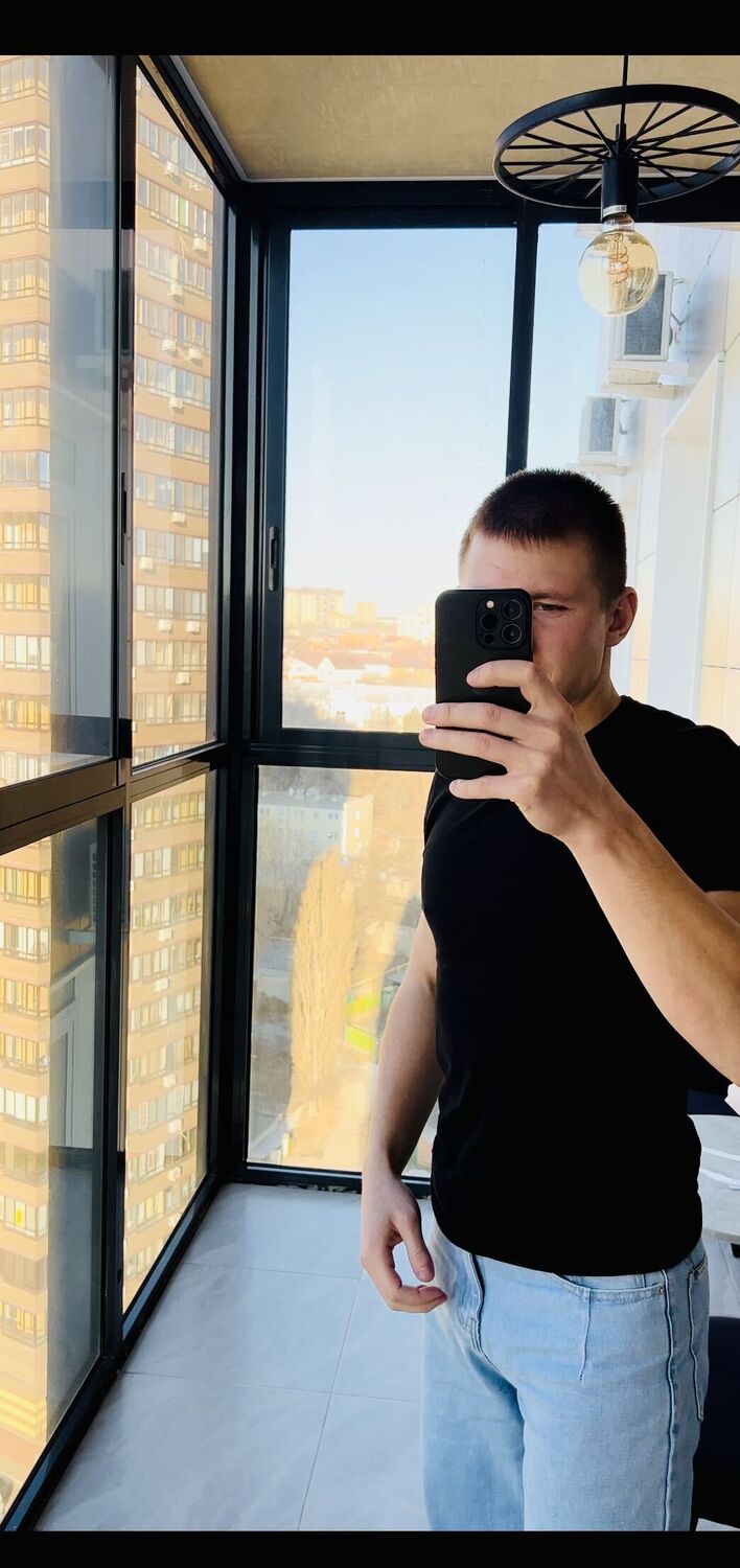  46372213  , 27 ,    --