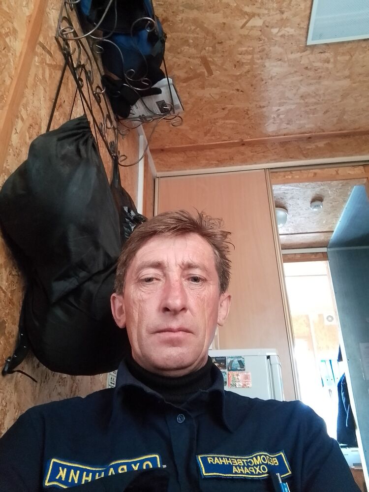  43327243  , 52 ,    