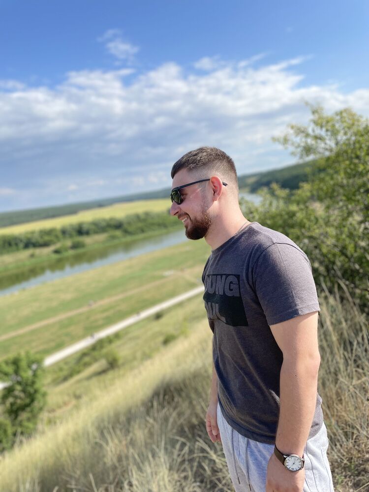  44802063  , 33 ,    -