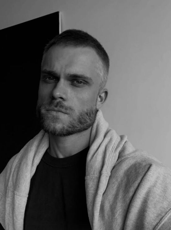  53529033  , 36 ,    Antwerp