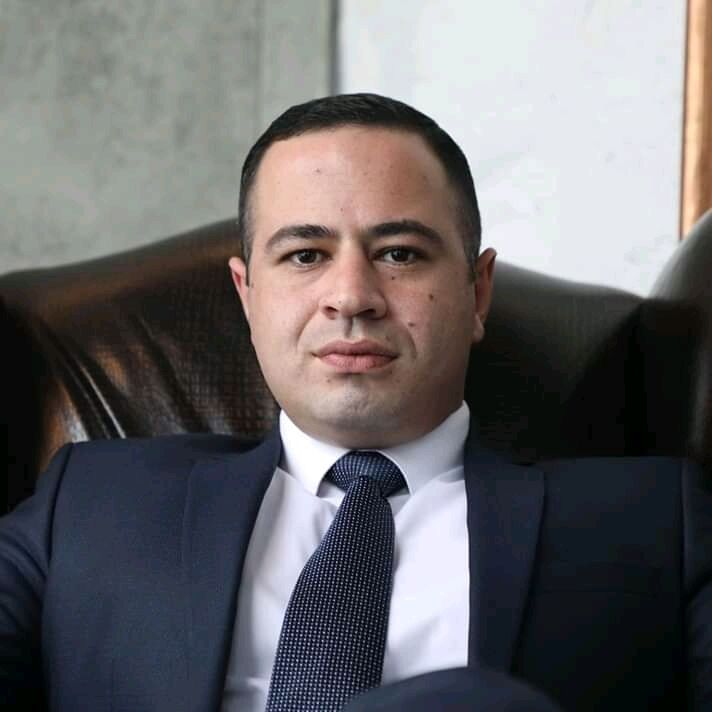  44480163  Renato, 55 ,    