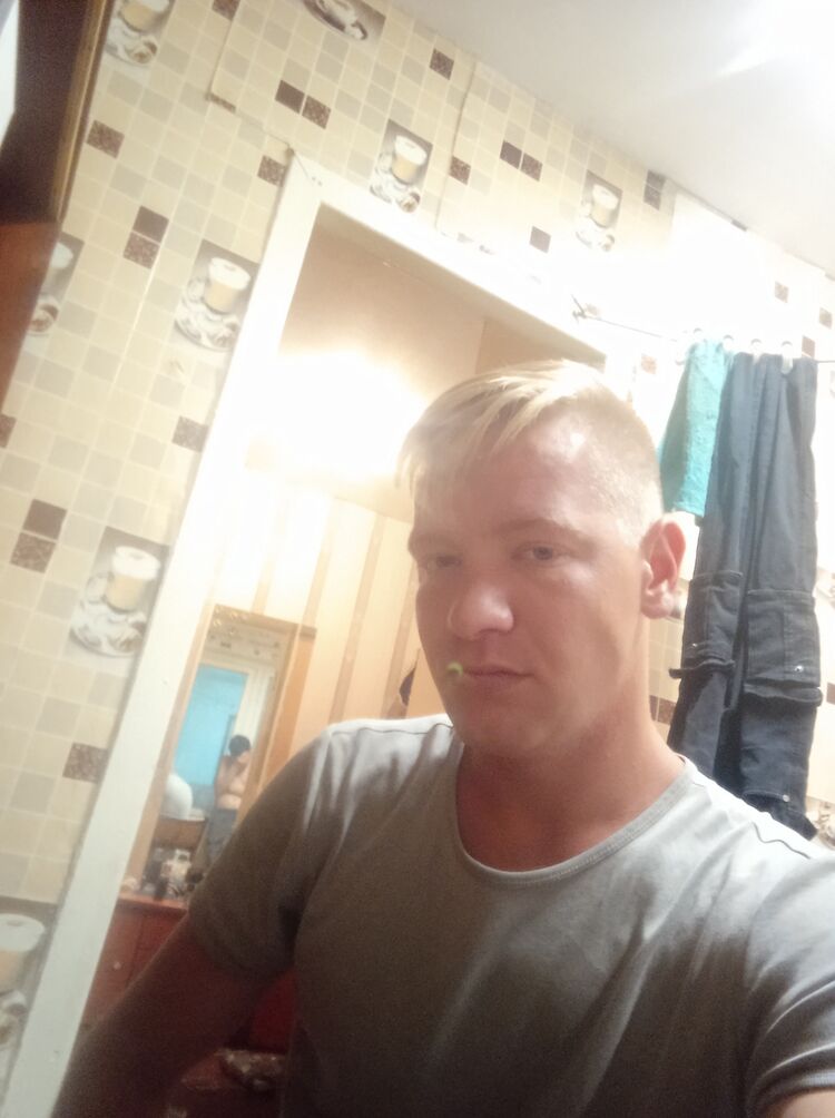  35282573  , 27 ,    