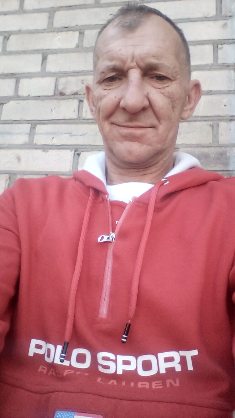  27008053  , 57 ,    -