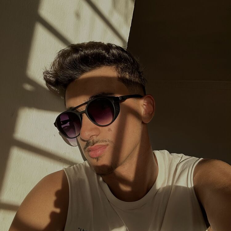  40463303  Nasri, 25 ,     