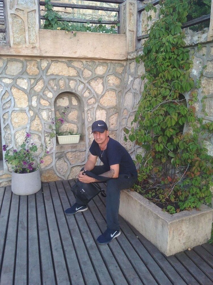  ,   Aleksandr, 49 ,   ,   , c 