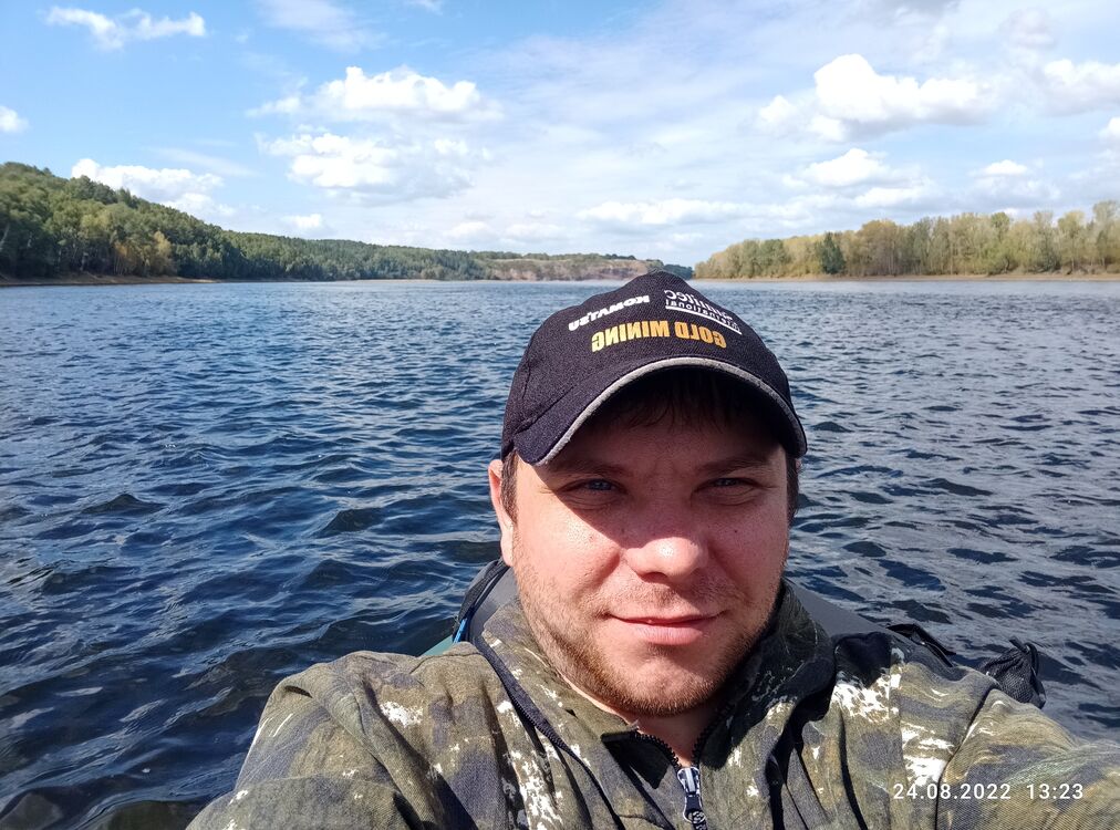  ,   Konstantin, 36 ,   ,   