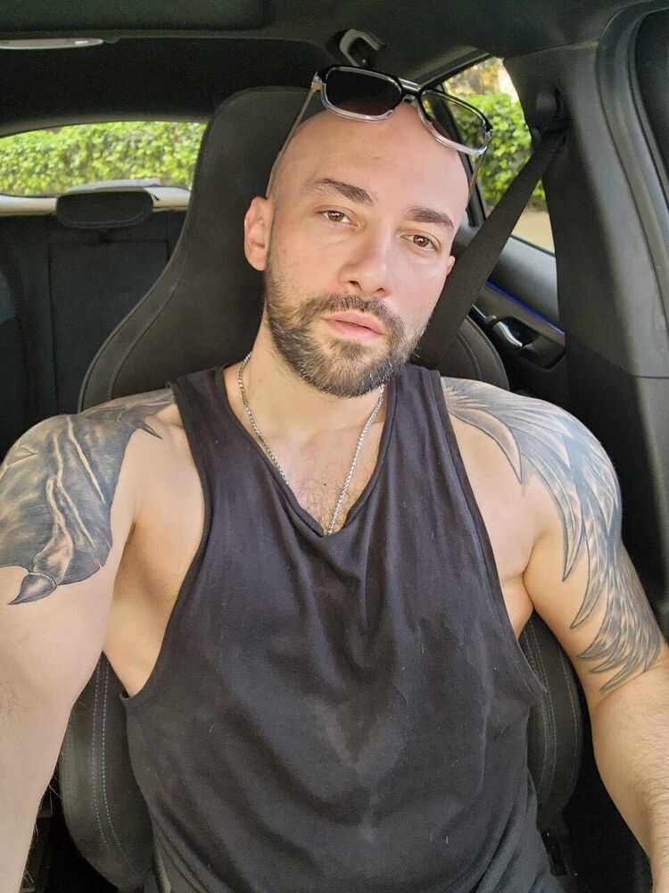  54361263  Elisei, 28 ,    