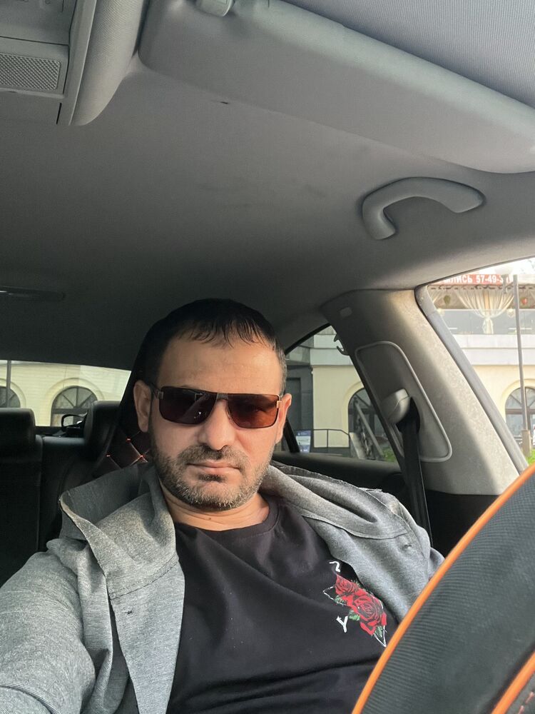  ,   Rony, 37 ,   ,   , c , 