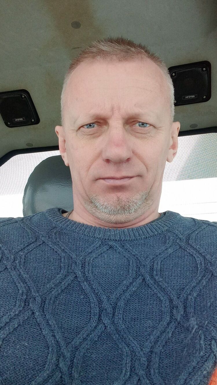  26073343  , 51 ,    