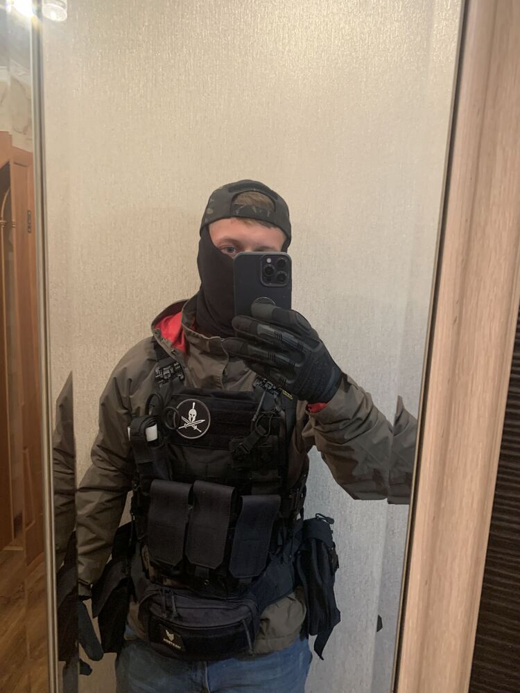  37558913  , 27 ,    