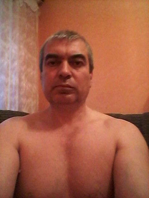  9762113  , 54 ,    