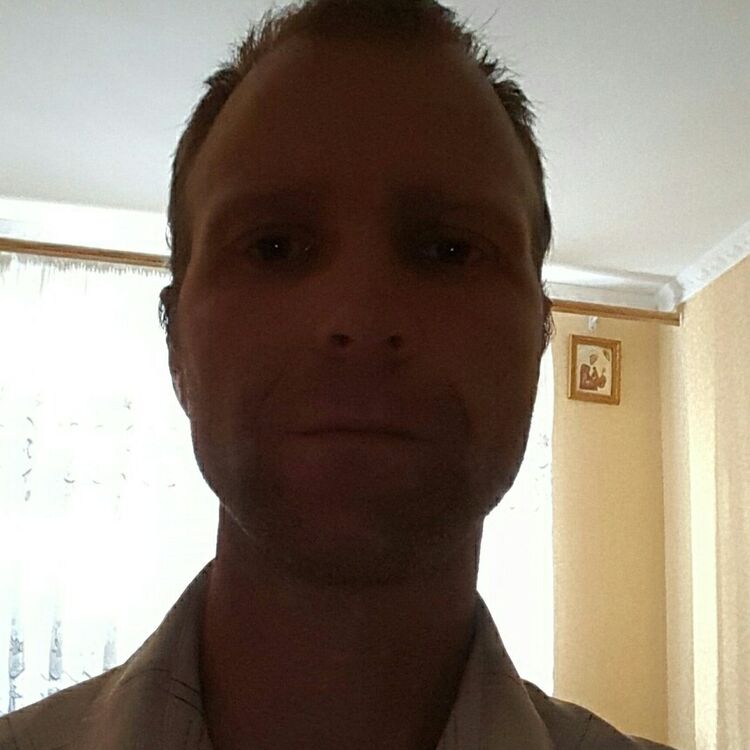  12407383  Leonid, 40 ,    