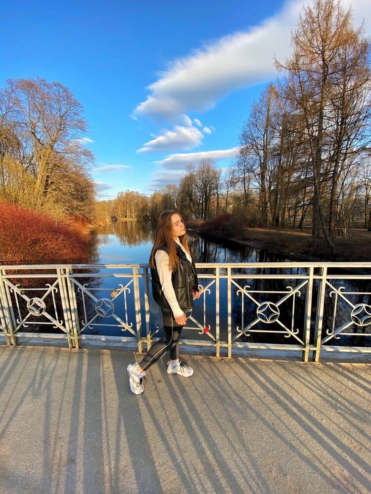  27664193  , 25 ,    -