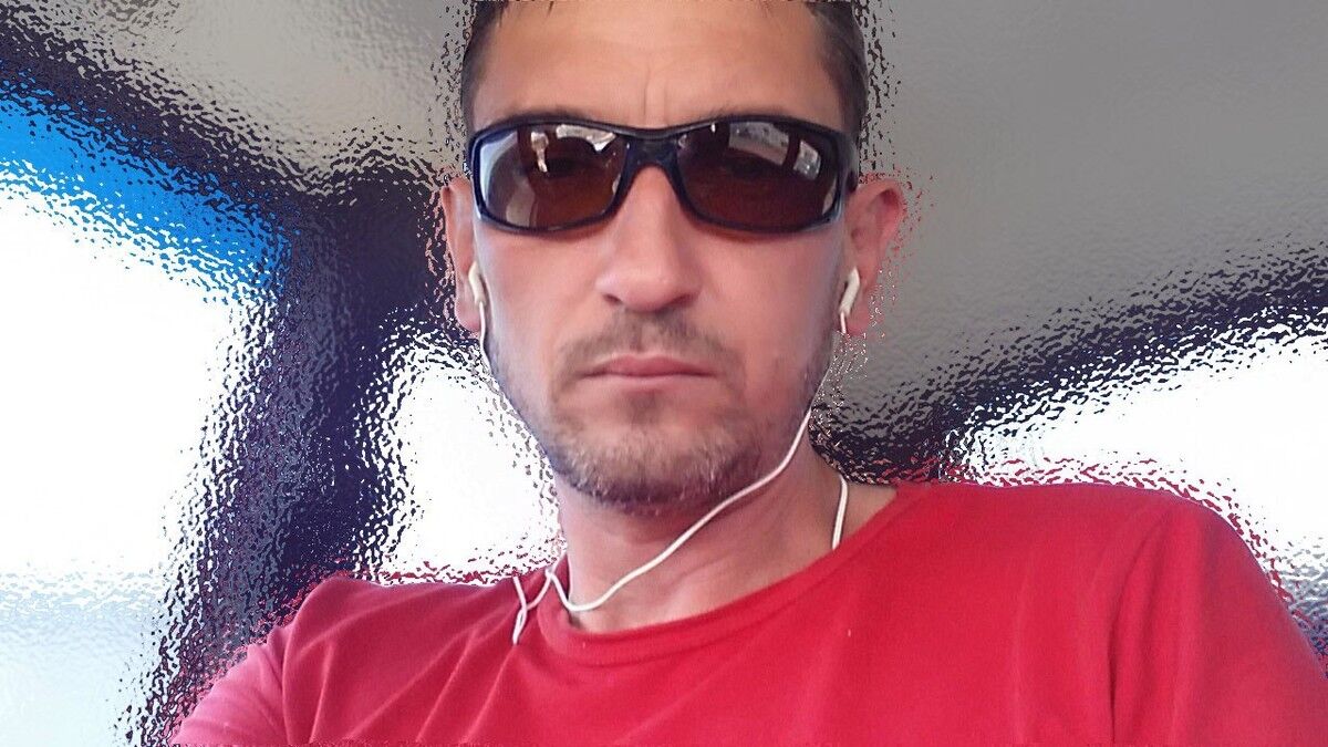  ,   Aleks, 44 ,   ,   , c , 