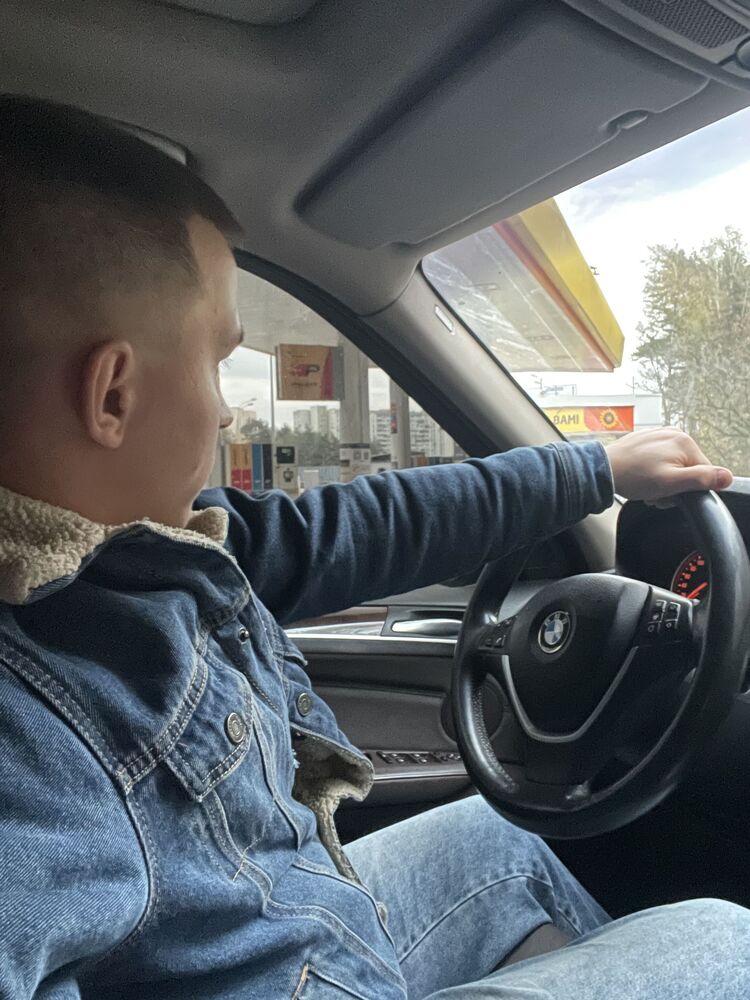  39159843  Sergey, 26 ,    