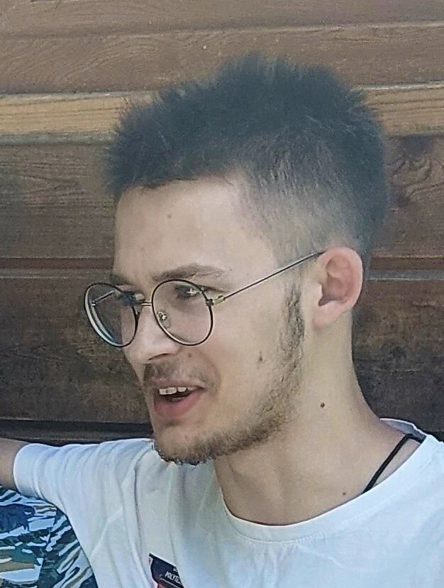  28313853  , 21 ,    