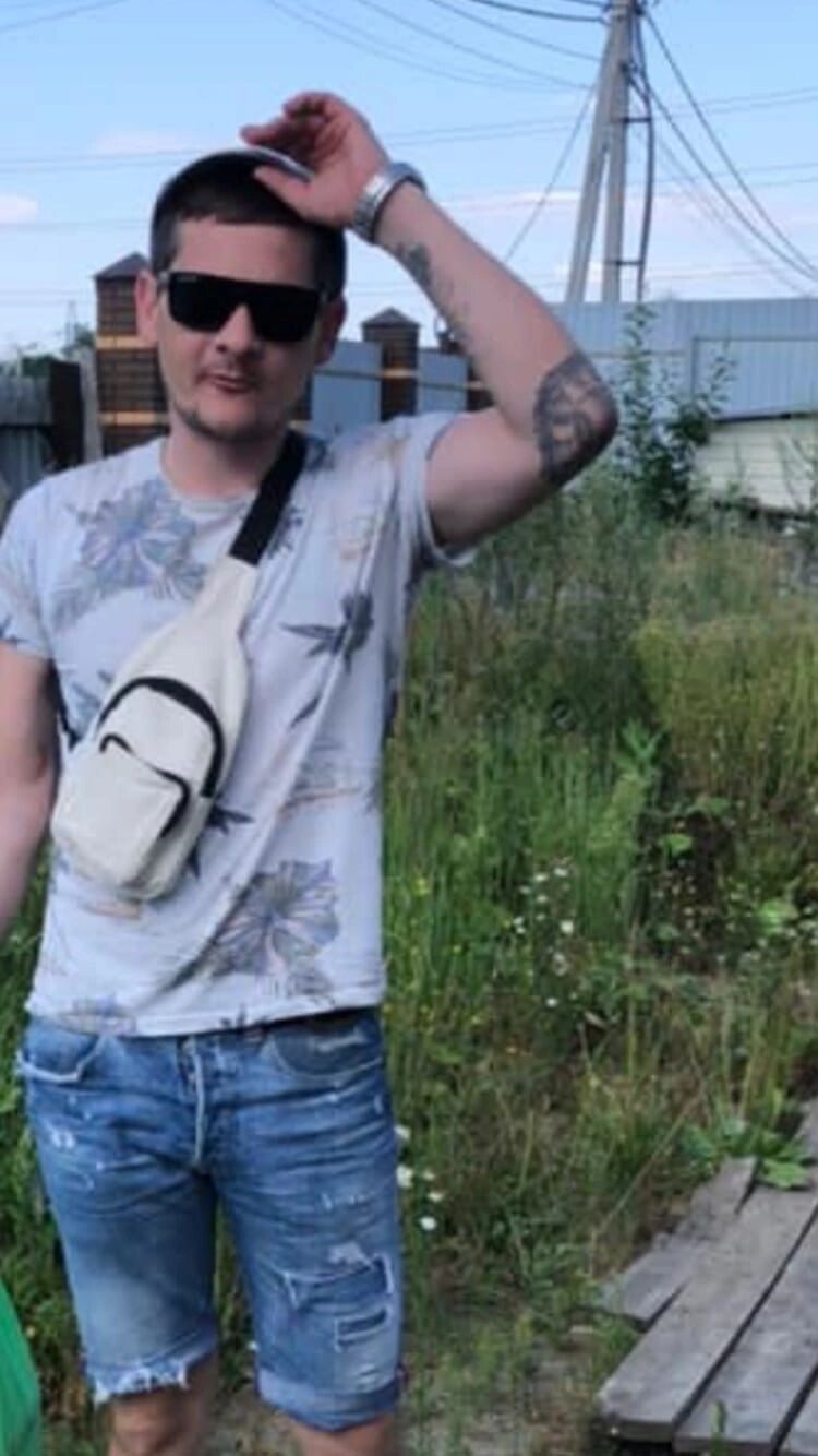  49269553  Hialty, 34 ,    