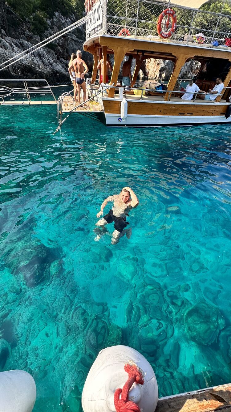 ���� 41827833 ������� �����, 33 ����, ���� ���������� � ������