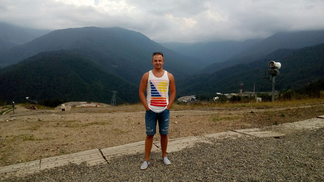  54133983  Rizik, 29 ,    