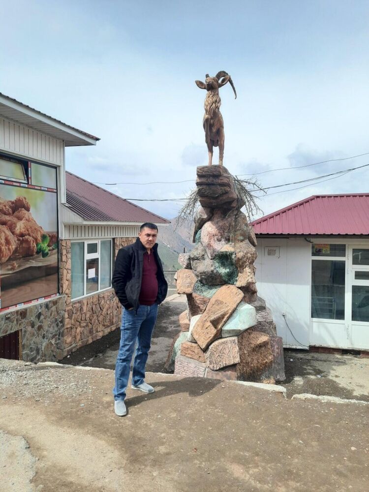   ,   Urinboev, 35 ,   ,   