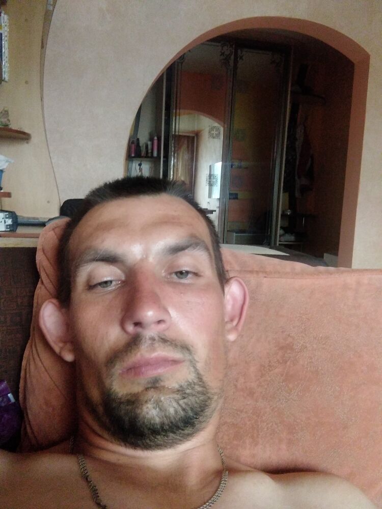  44350713  Sergey, 32 ,    