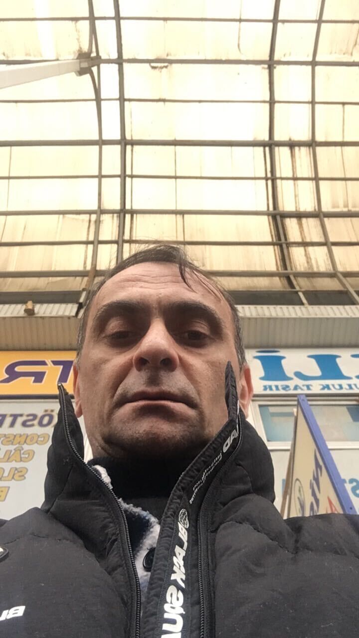  32739043  Gio, 49 ,    Piastow