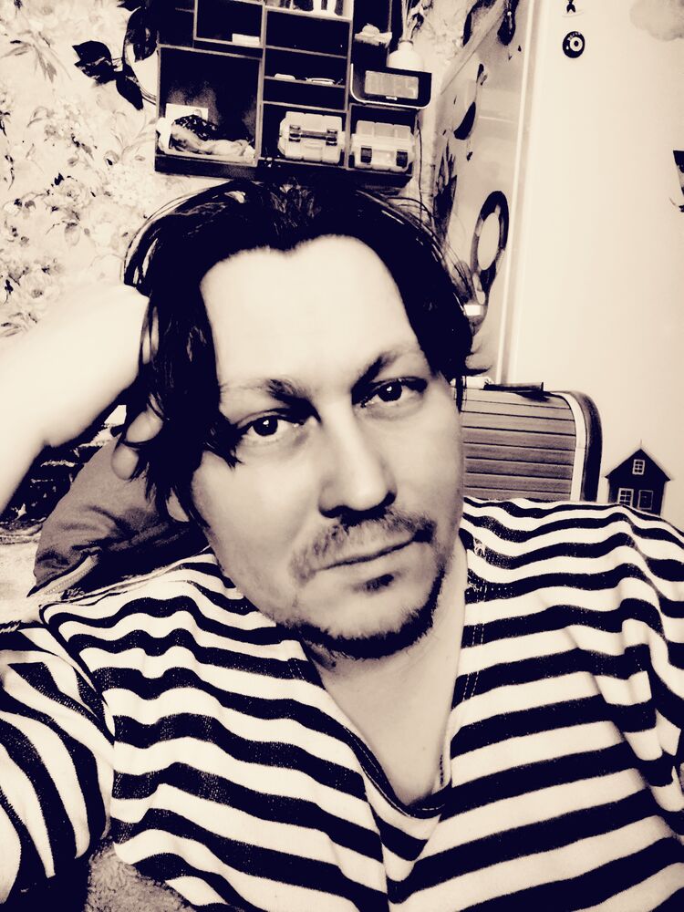  47952883  , 43 ,    -