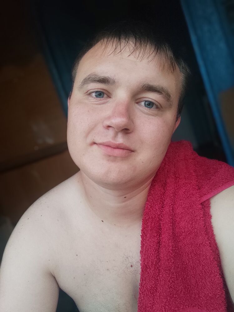  ,   Yury, 28 ,   ,   