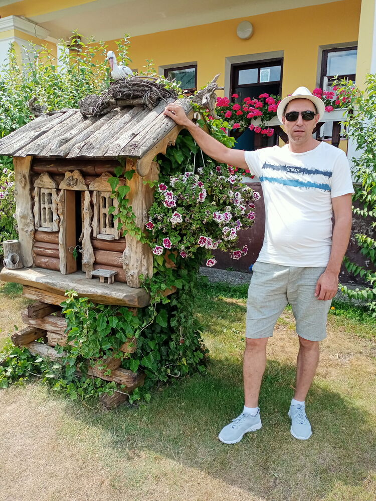  35510053  Petru, 41 ,    