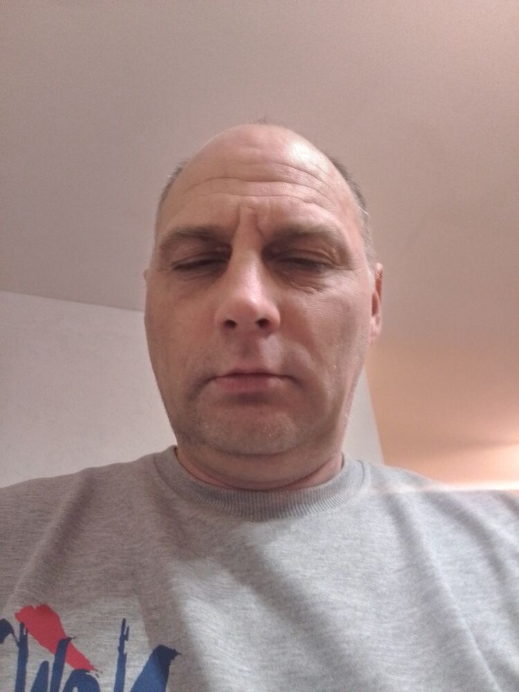  49209703  , 46 ,    