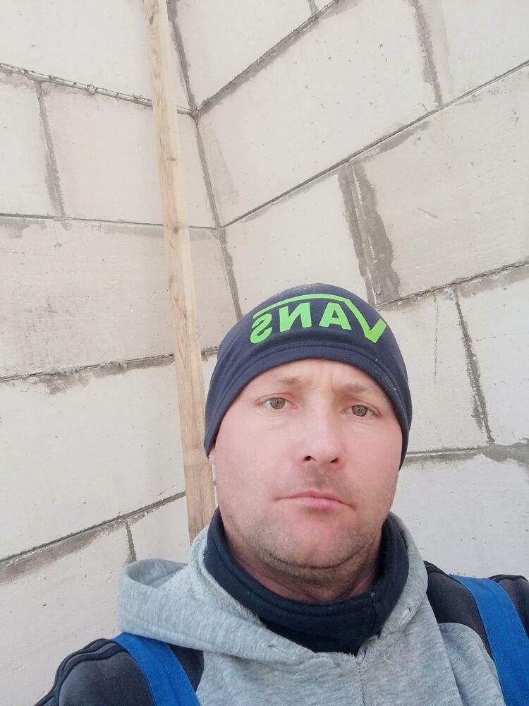  30053953  , 44 ,    