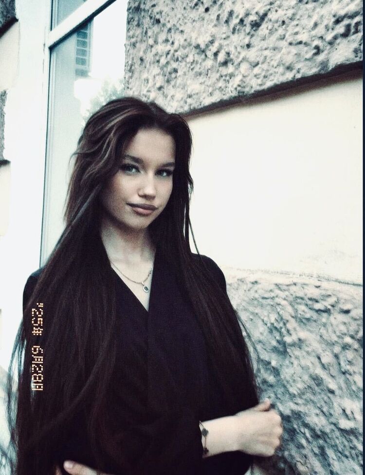 ���� 56047103 ������� �����, 22 ����, ���� ���������� � Canary Wharf