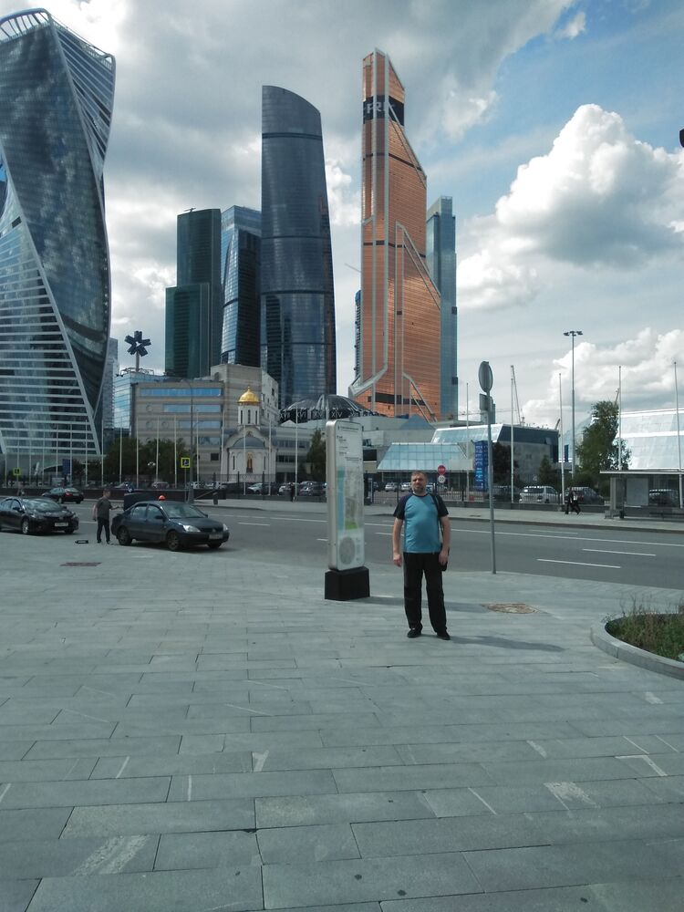  52660623  Volo vlad, 44 ,    