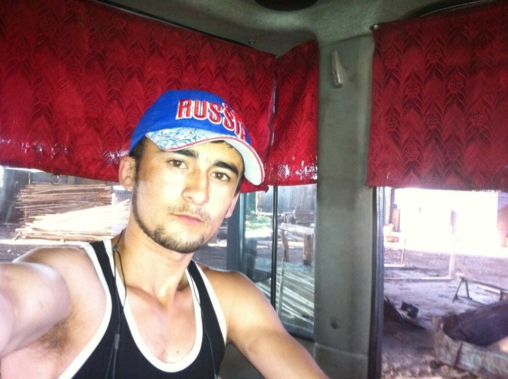  18158583  Jaxongir, 30 ,    