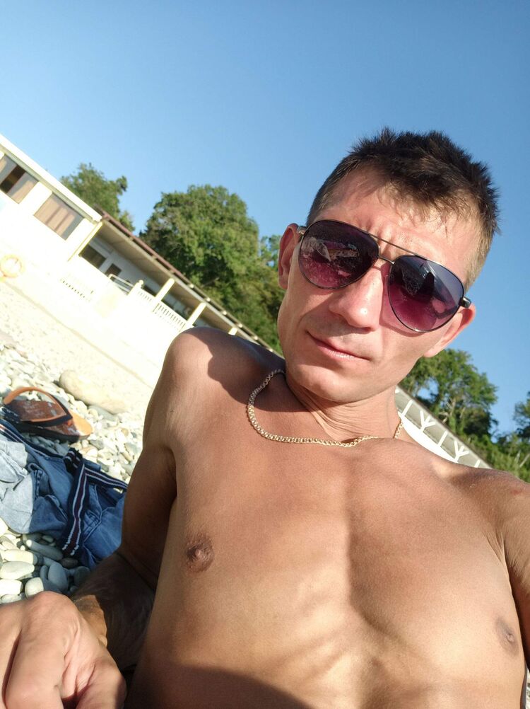  --,   , 32 ,   c 