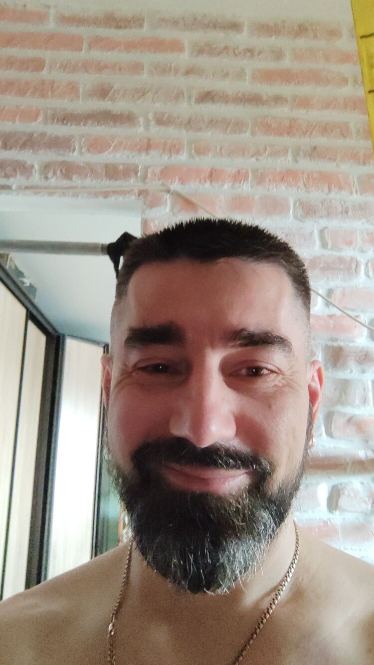  Malaga,   Eugenio, 45 ,   ,   , c 