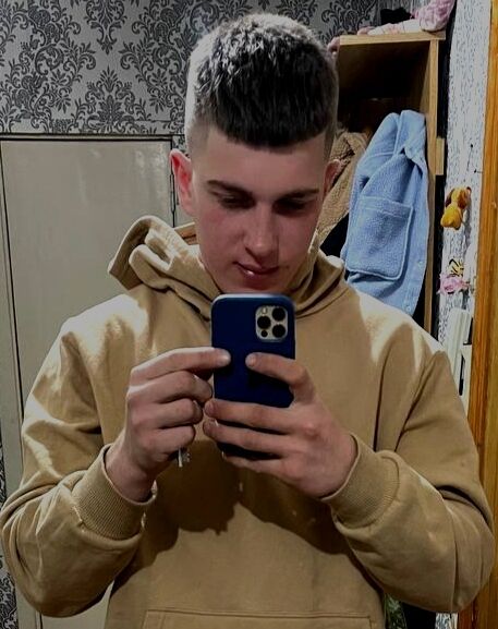  33519093  , 25 ,    