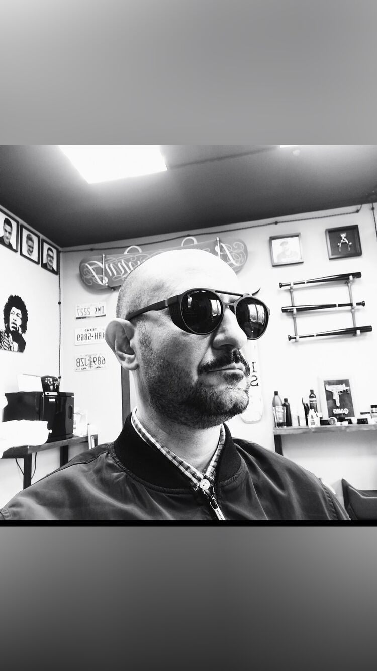  ,   Sergio, 40 ,   ,   , c , 