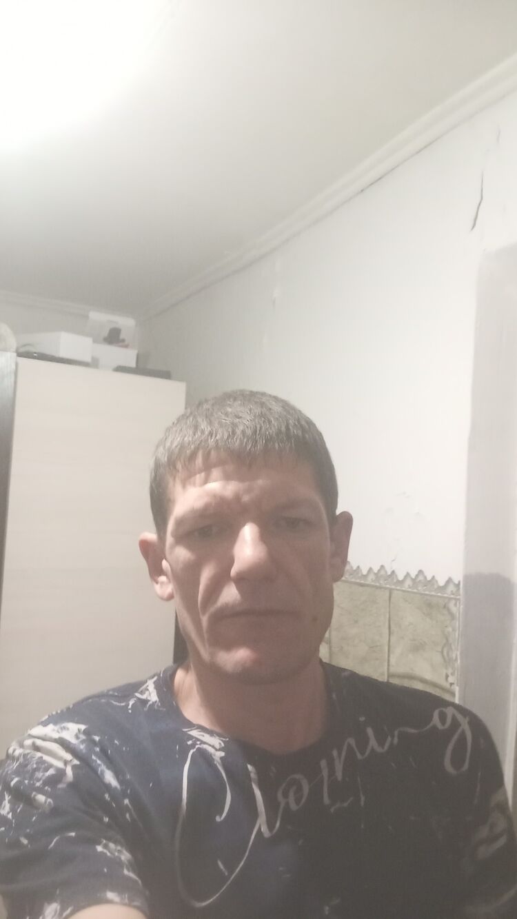  49189353  , 44 ,    