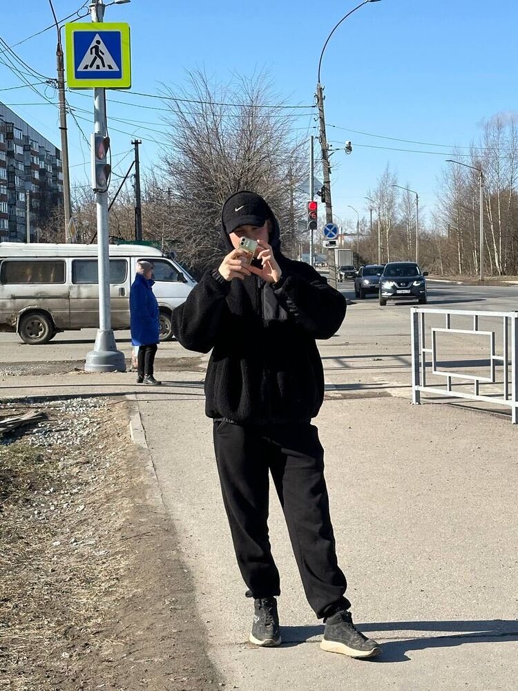  43447273  , 23 ,    