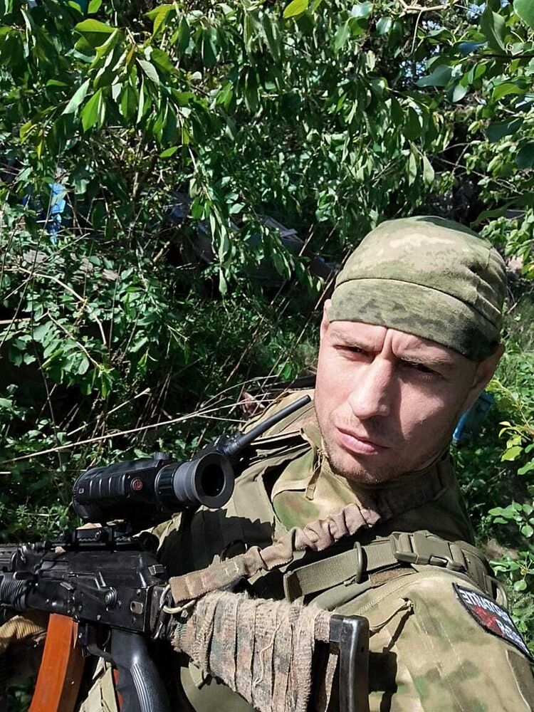  ,   Ivan, 39 ,   ,   
