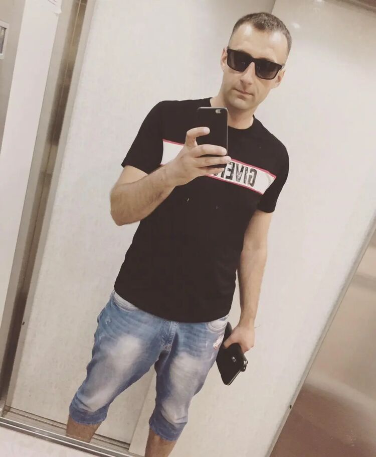  36109573  , 33 ,    