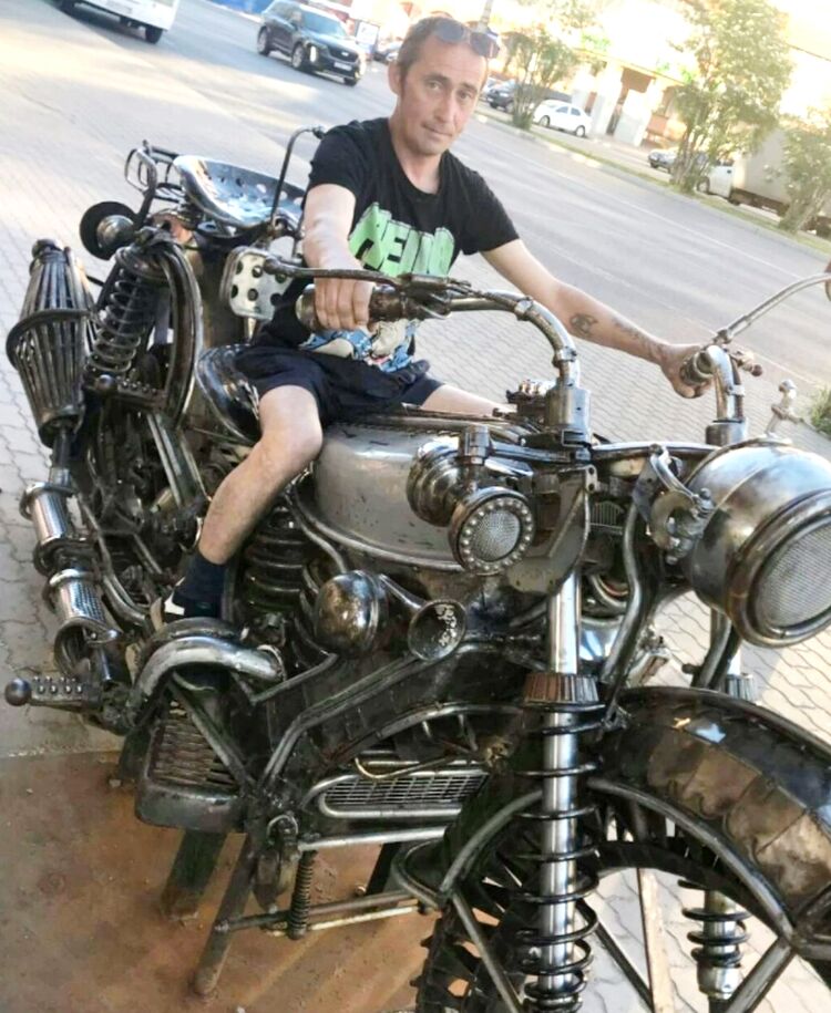  47609133  , 51 ,    