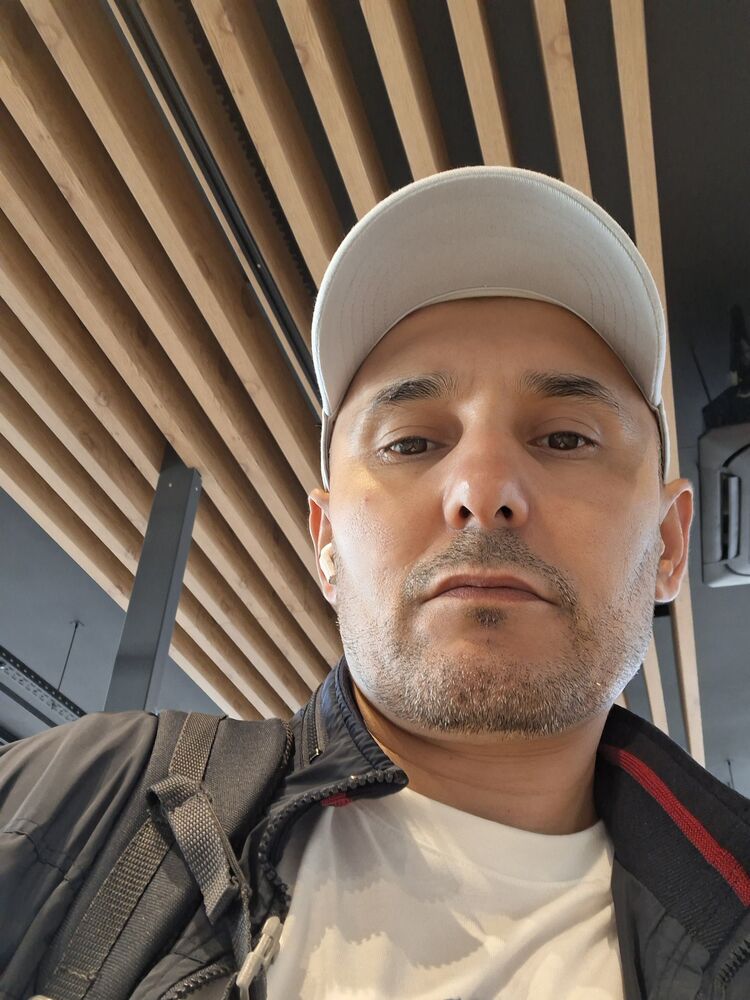  53987073  , 48 ,    -