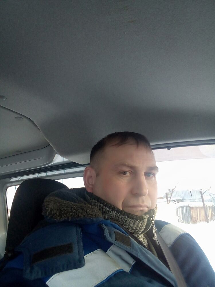 31995813  , 43 ,    