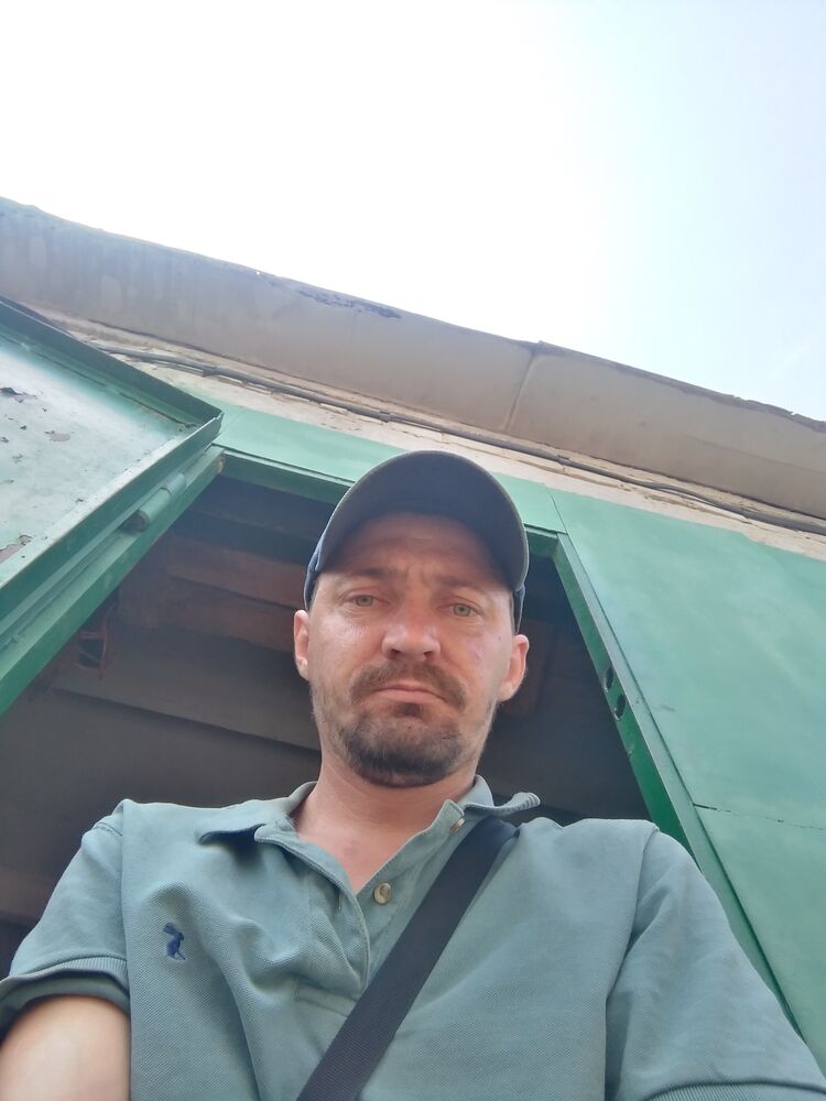 37882553  , 35 ,    